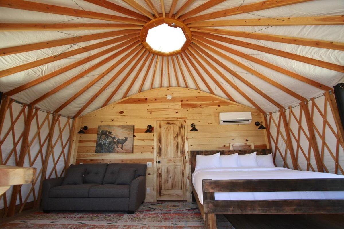 Yurt Overlook #01 With Ac And Private Bath King Suite Orderville Luaran gambar