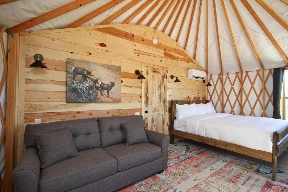 Yurt Overlook #01 With Ac And Private Bath King Suite Orderville Luaran gambar